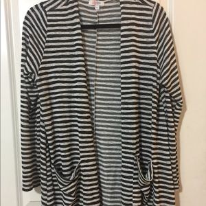 LuLaRoe Sarah B&W striped