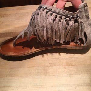 Fringe ankle sandal