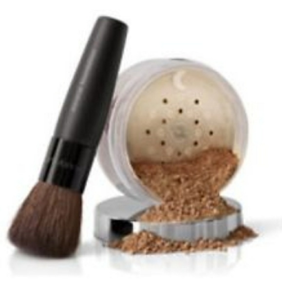 🆕Mary Kay Mineral Powder Foundation - Picture 1 of 2