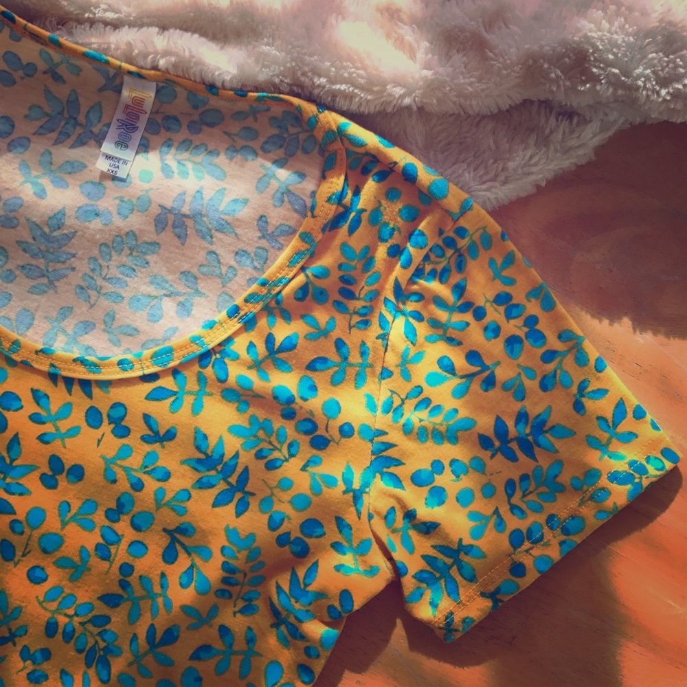 LuLaRoe Simply Comfortable Classic T Floral SZ XXS