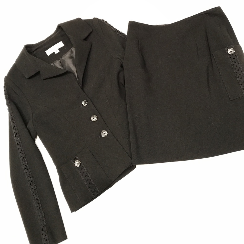Girls cutouts skirt/jacket set