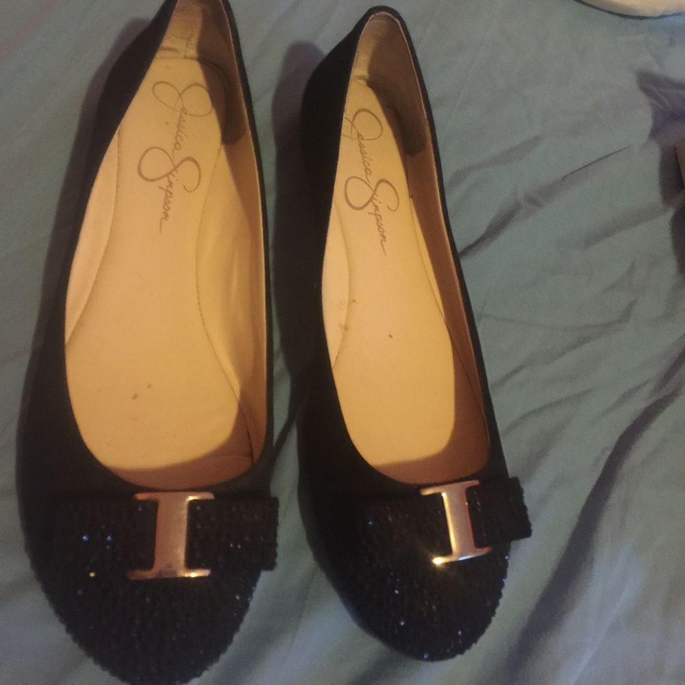 Jéssica Simpson embellished flats
