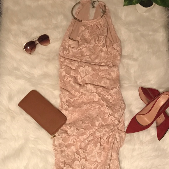 Cache Dress - Picture 1 of 3