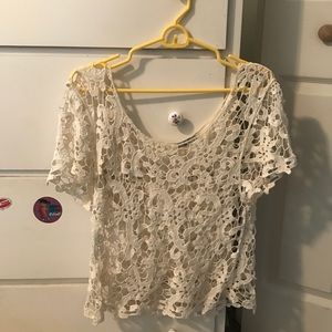 LACE TOP