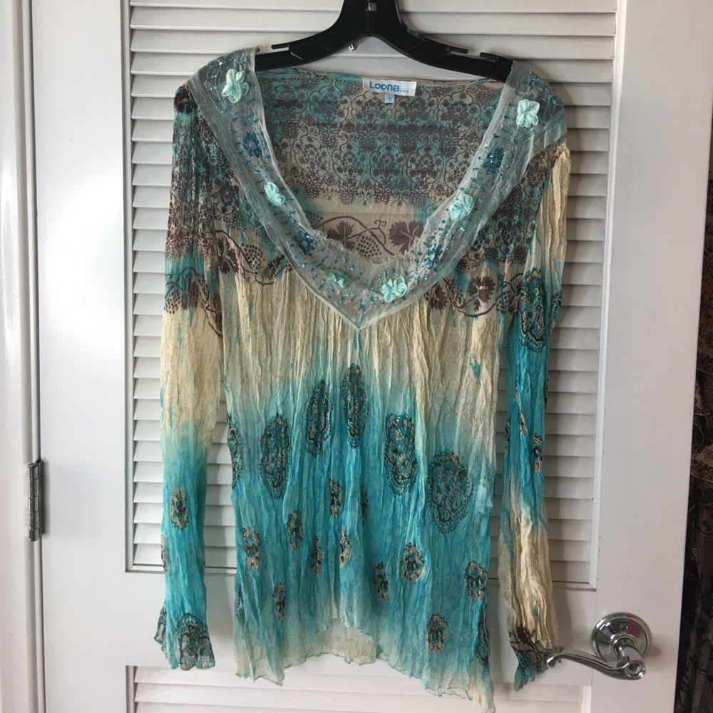 Beautiful NEW BOHO silk crinkle georgette top