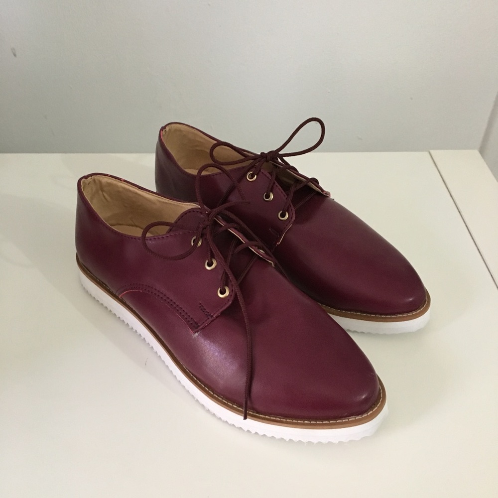 Burgundy shoes - never worn