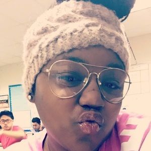 Meet your Posher, Taisiya