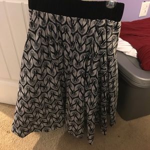 Lane Bryant black and white skirt