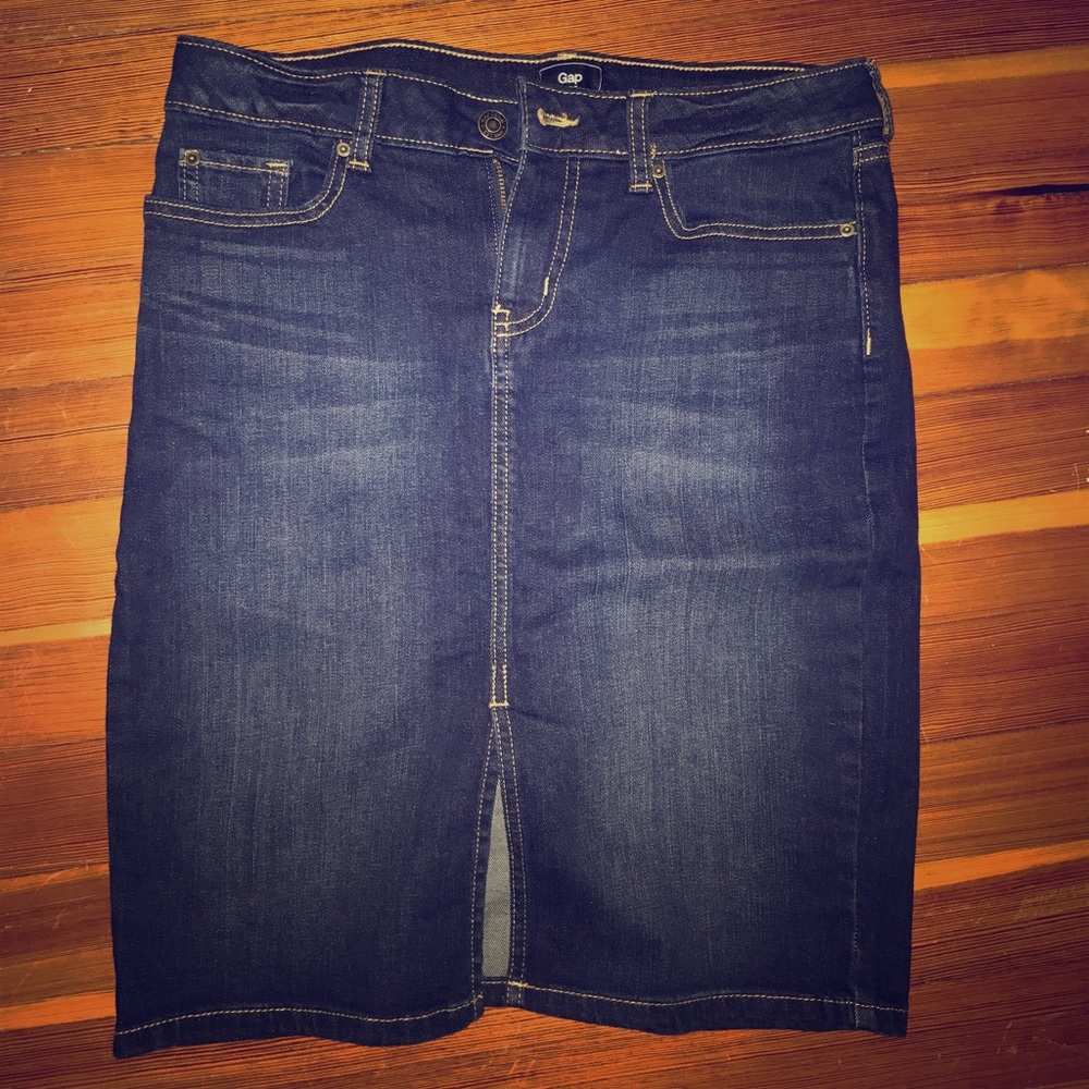 Gap Size 4/27 new jean skirt