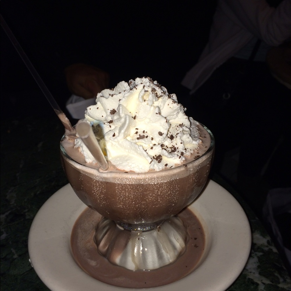 Meet your Posher, Melissa