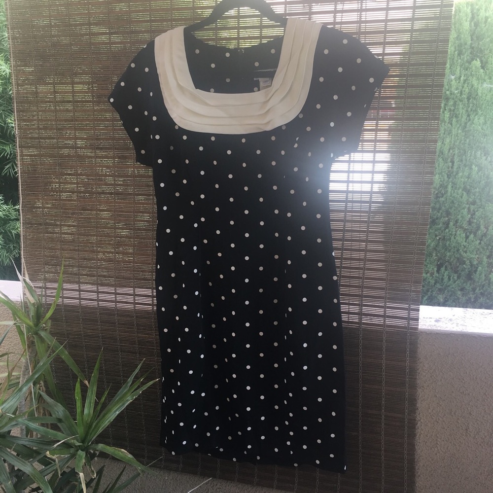 Vintage polka dot wiggle dress! Size 8
