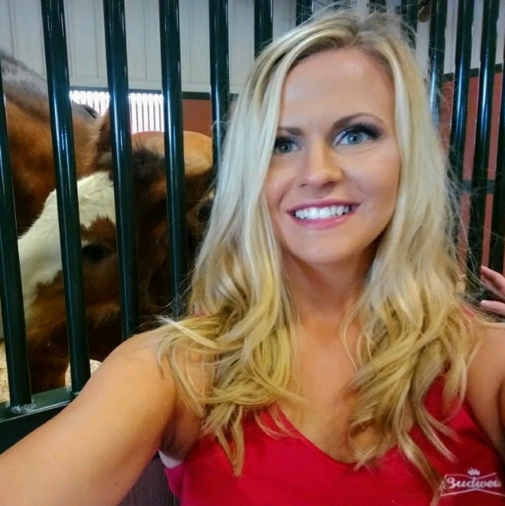 Meet your Posher, Lisa