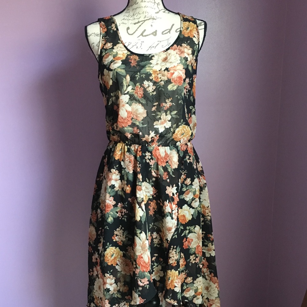 NWOT. High-low Floral Dress