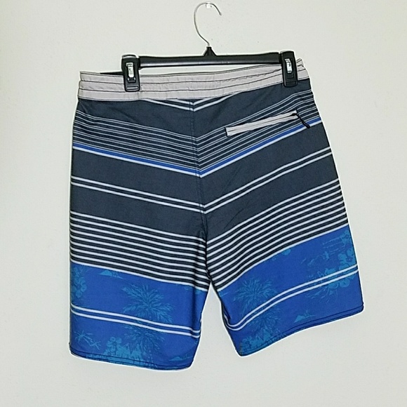 🆕️ Round Tree & York Swim Shorts 30 - Picture 2 of 6