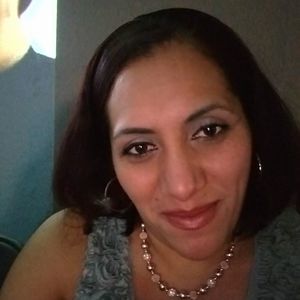 Meet your Posher, Elena