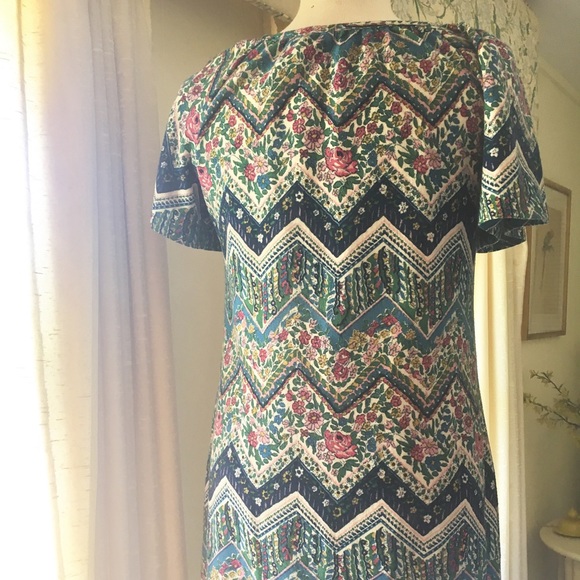 Vintage Shift Dress with Pockets! - Picture 4 of 5