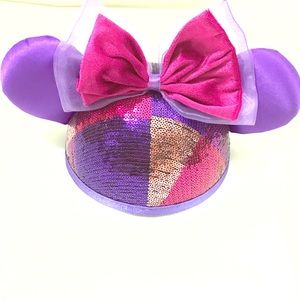 Minnie Mouse magenta/pink/purple ears