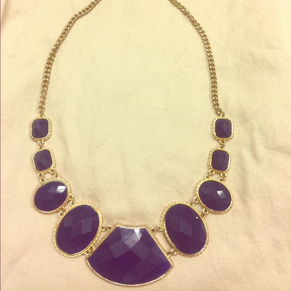 Statement necklace!