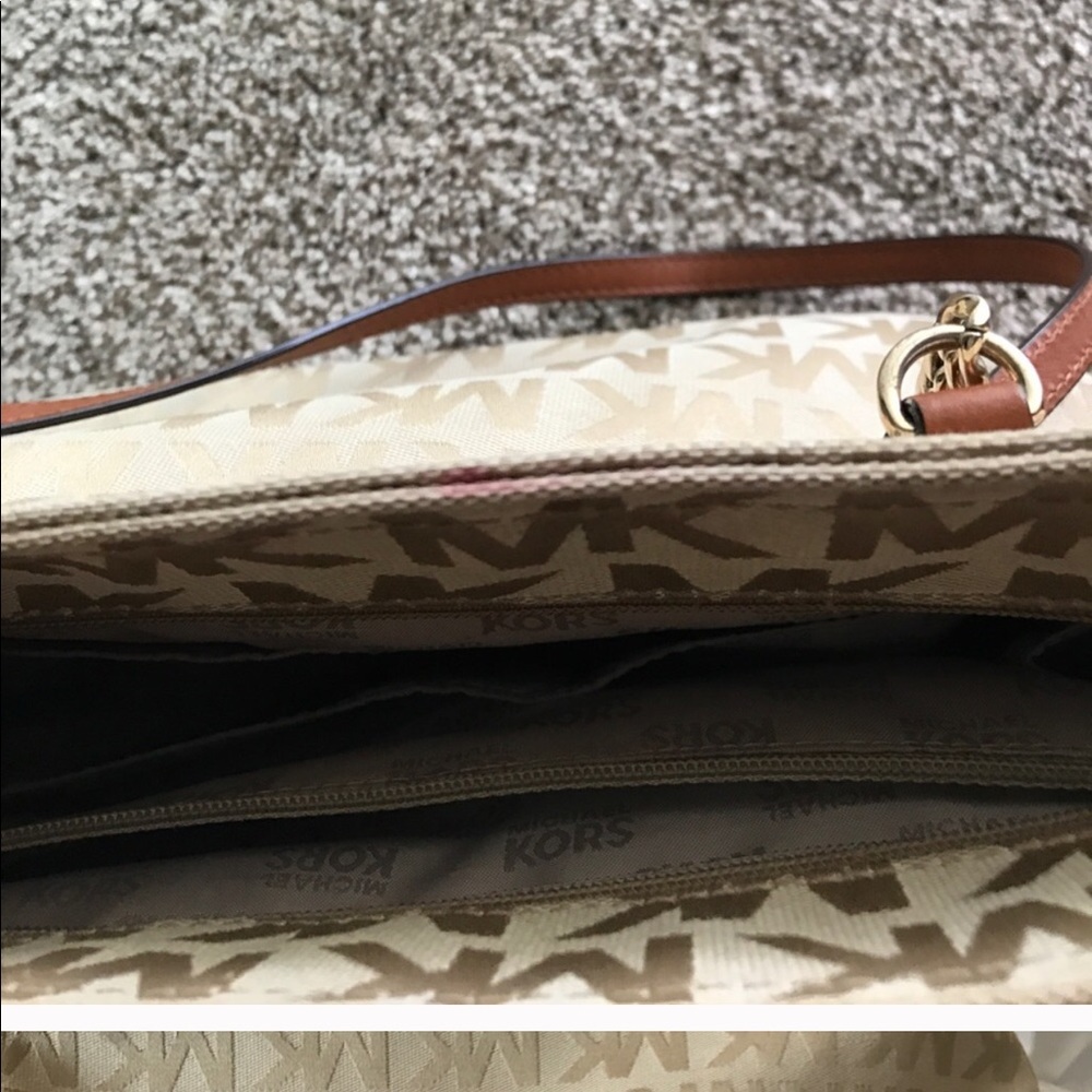 Authentic MK tote - Picture 5 of 6