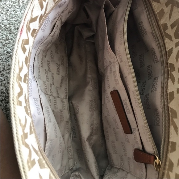 Authentic MK tote - Picture 2 of 6