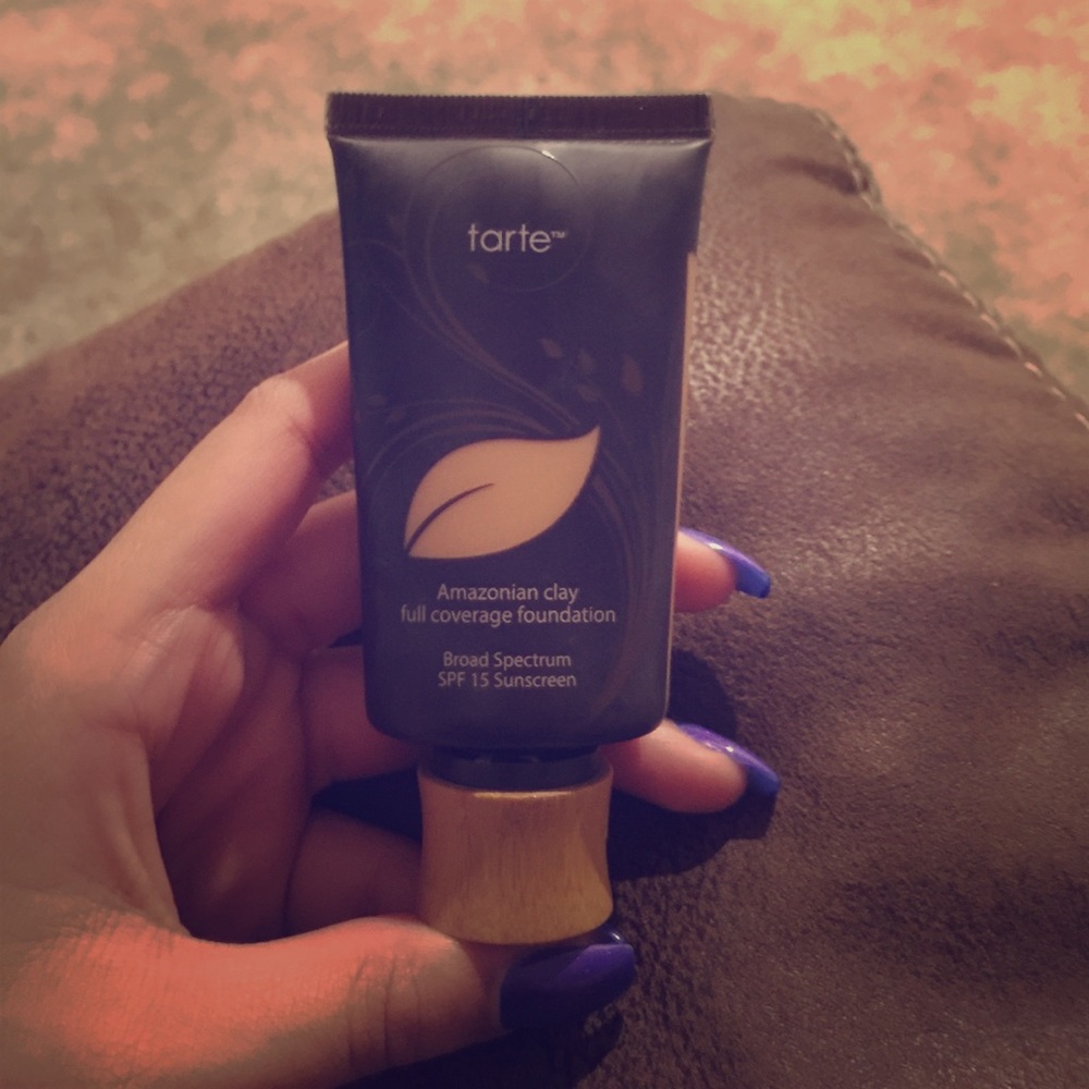 Tarte  -light médium beige