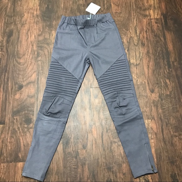 Umgee brand charcoal Moto Jeggings - NWT boutique - Picture 2 of 6