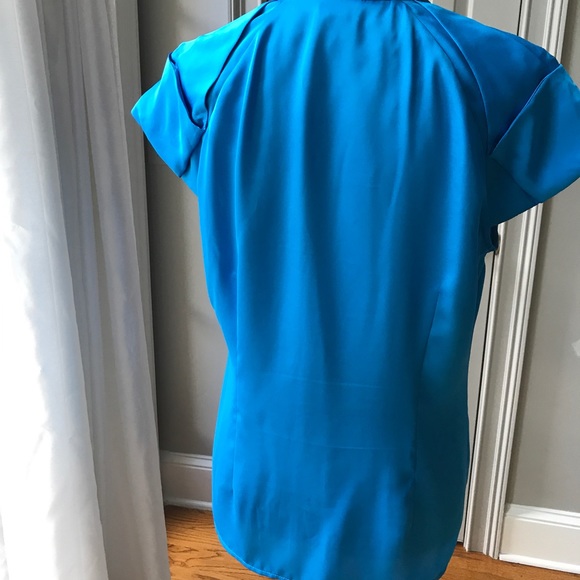 WORTHINGTON short sleeve button up top - Picture 2 of 7