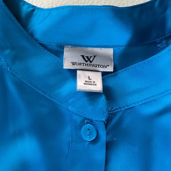 WORTHINGTON short sleeve button up top - Picture 6 of 7