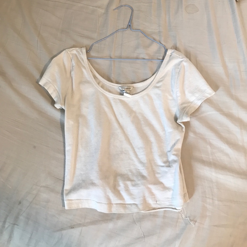 SHORT SLEEVE CROP TOP