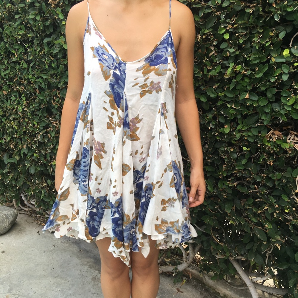Soft free people floral low back sun dress