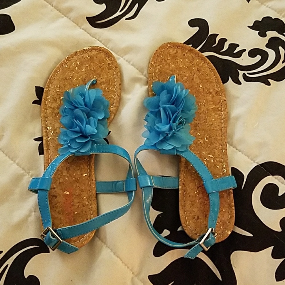 Blue flower sandels