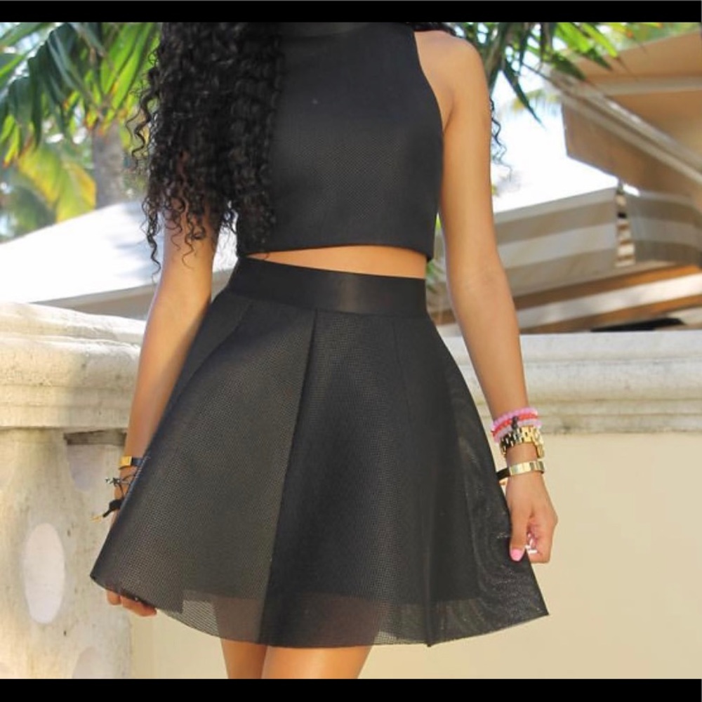 BRAND NEW express 2 piece