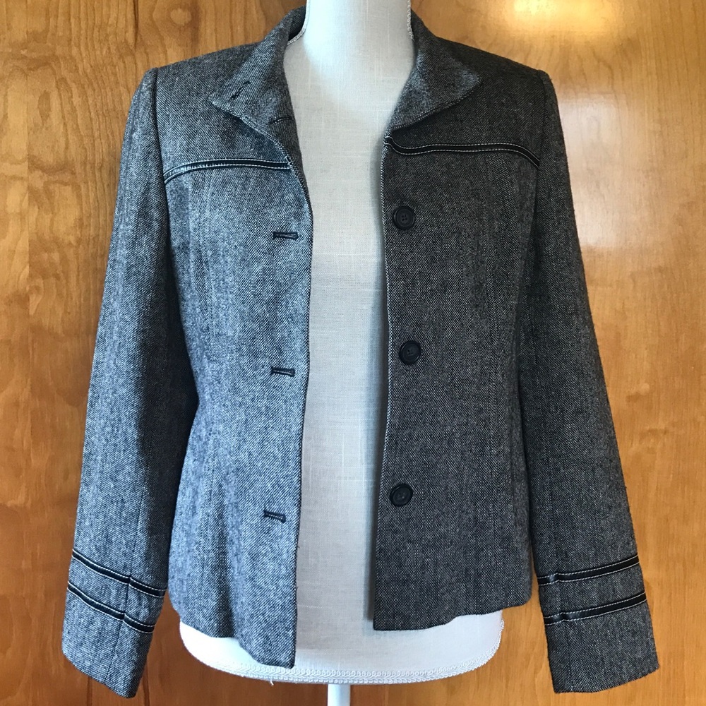 MICHAEL KORS- BLAZER - BLACK & WHITE - Size 6