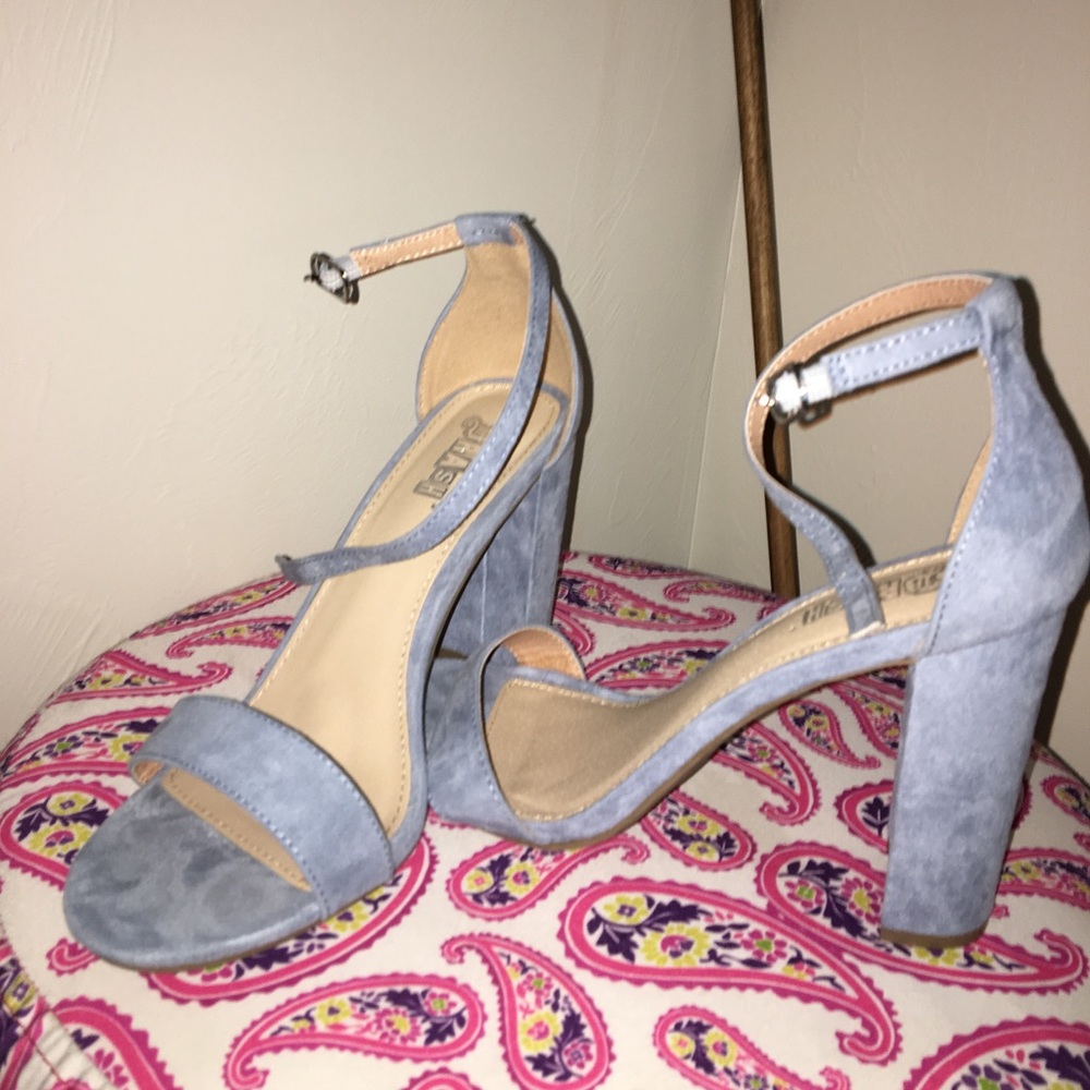 Sky Blue Heels 🦋👠
