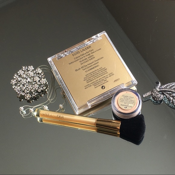 🦄HP! {Estēe Lauder} Crème Patina for Face Compact - Picture 2 of 8