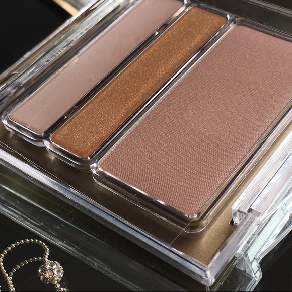 🦄HP! {Estēe Lauder} Crème Patina for Face Compact - Picture 4 of 8