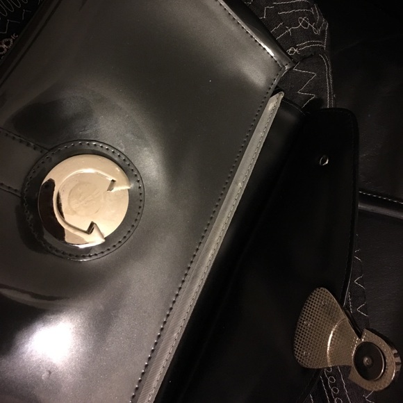 Gray clouds rolling in on a Beijo bag! - Picture 8 of 8