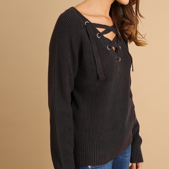 ✨NEW✨ Lace-up V-Neck Sweater - Picture 7 of 8