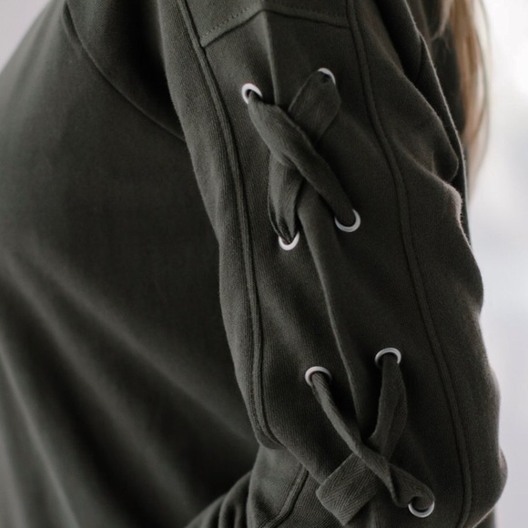 Forest Hills Sweatshirt - Picture 3 of 8