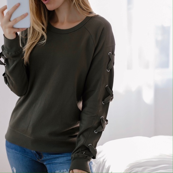 Forest Hills Sweatshirt - Picture 8 of 8