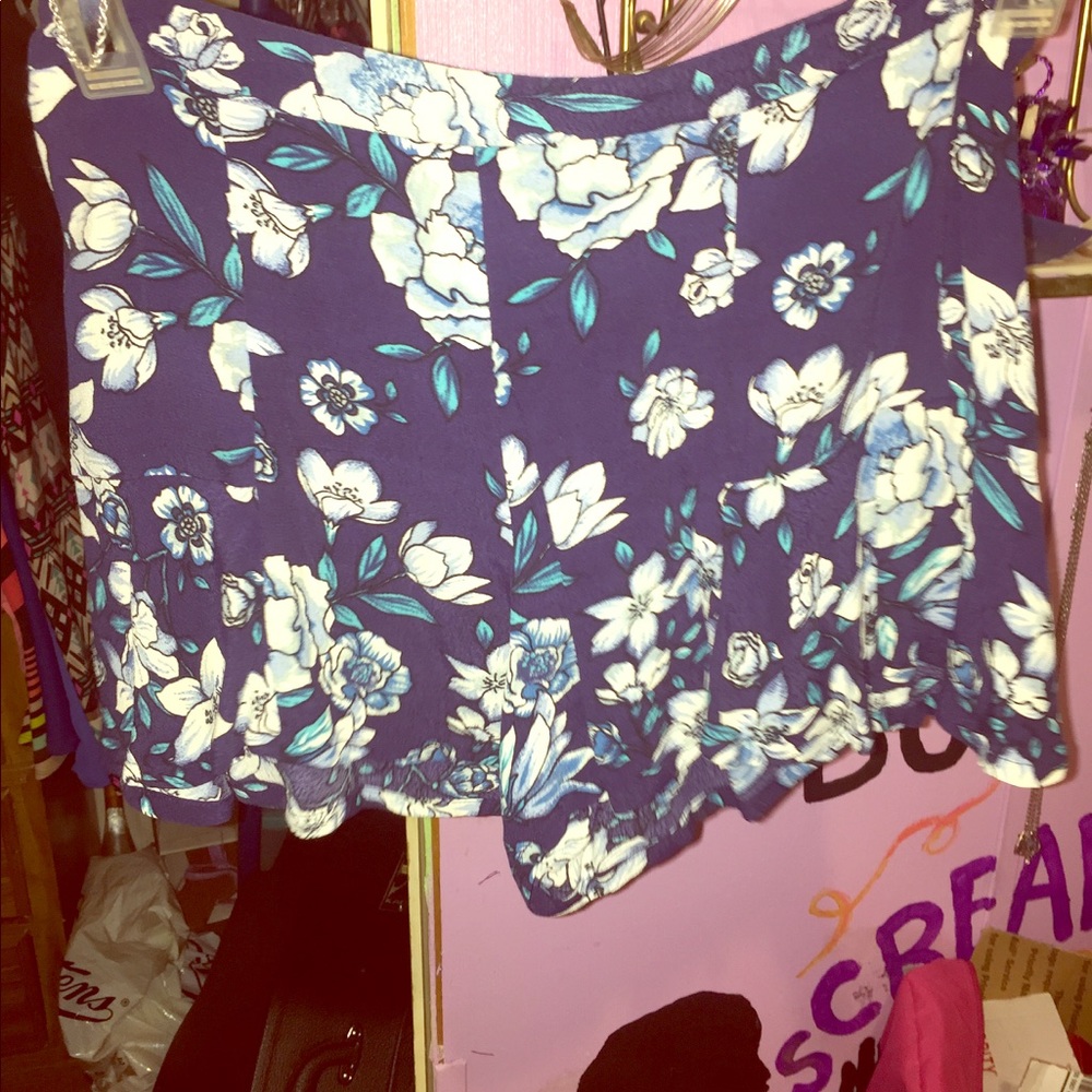Forever 21 Flowy Shorts (Floral Print)