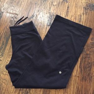 Size 6 Lululemon lounge pants.