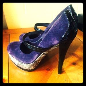 Jessica Simpson purple suede pumps