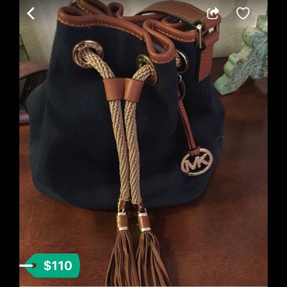 Michael Kors Handbags - Michael kors satchel bag