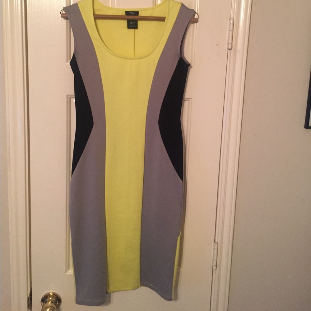 Black, feet and yellow bodycon dress