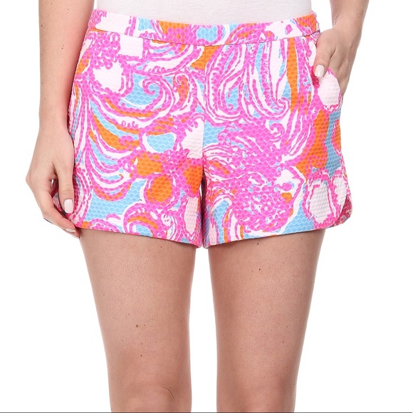 Lilly Pullitzer Printed shorts - Picture 1 of 4