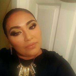 Meet your Posher, Wendy