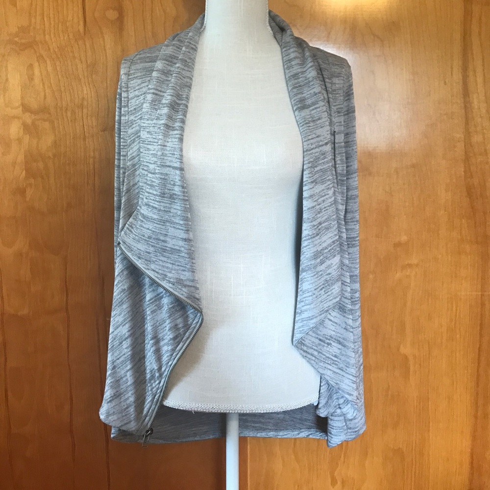 HOLLISTER- ASYMMETRICAL SWEATER- GREY- MEDIUM
