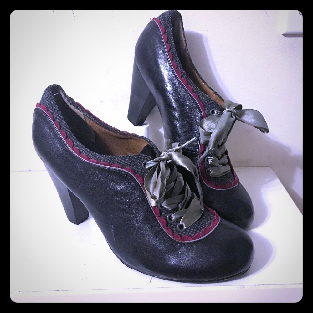 Poetic License Whiplash Pumps