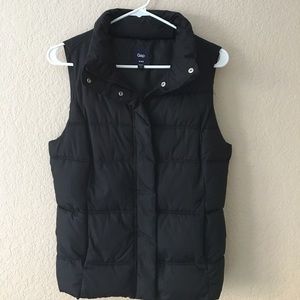 Gap Women's Puffer Vest